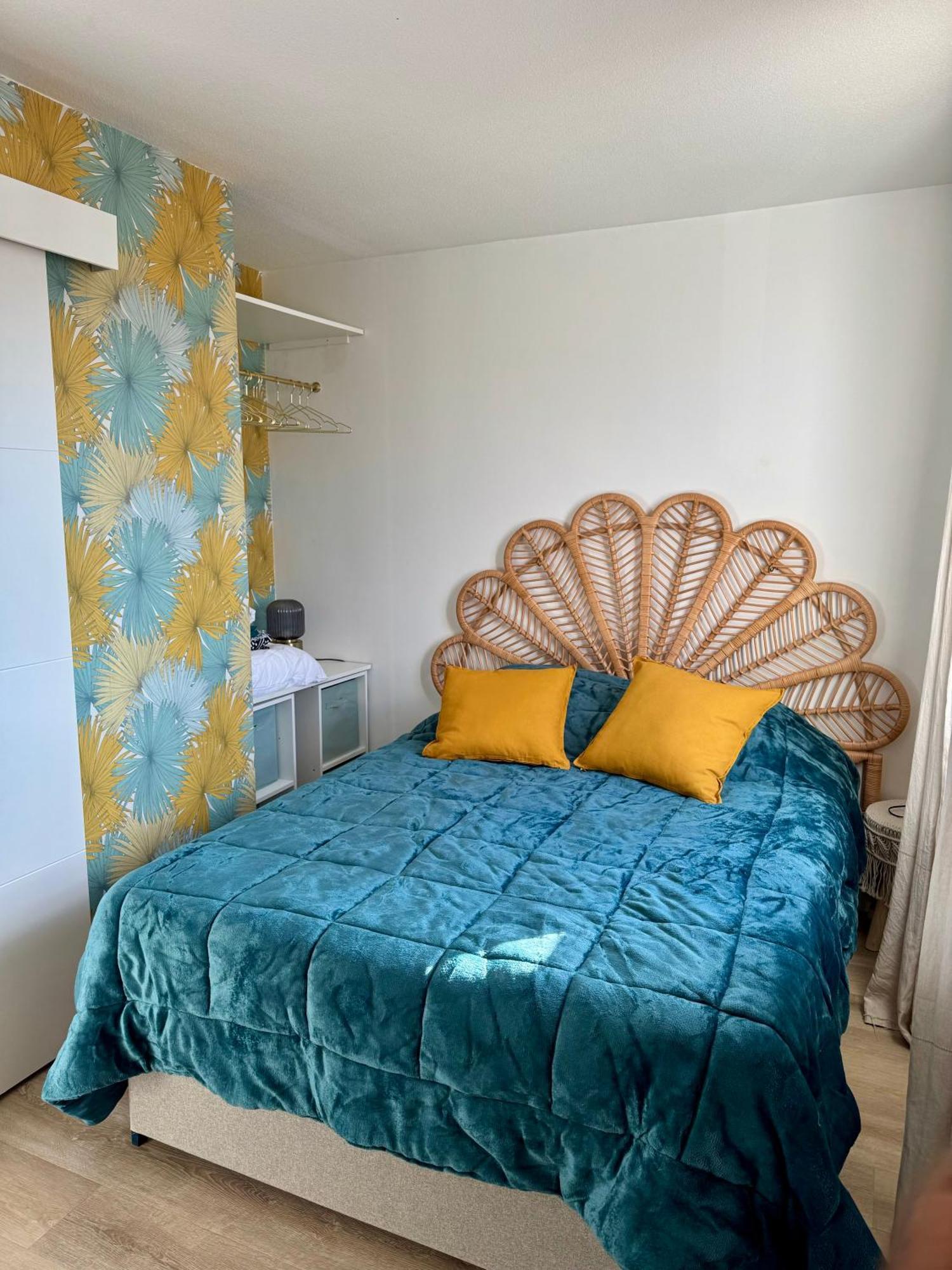 Mon Appart A La Plage, Piscine, Wifi, Tv Фронтиньян Экстерьер фото